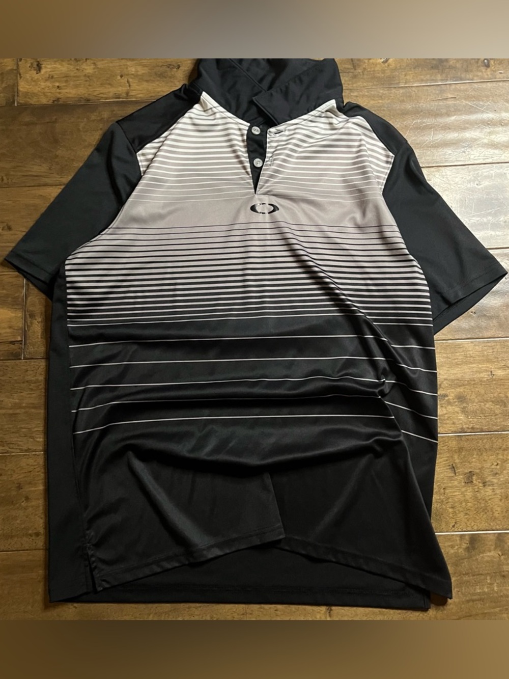 Y2K Center Oakley Polo